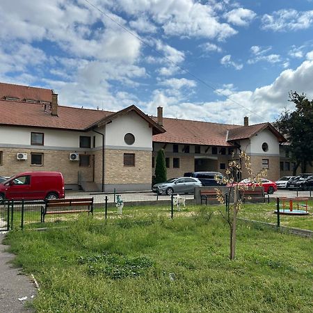 Kondé Apartments B Dunajská Streda Extérieur photo